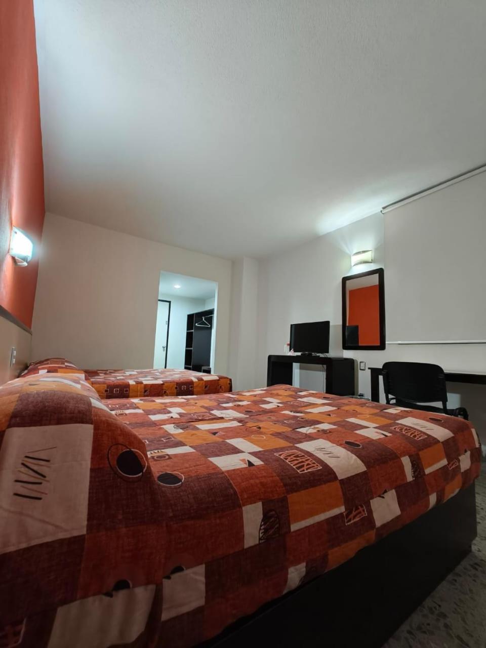 Hotel Montreal León Zewnętrze zdjęcie