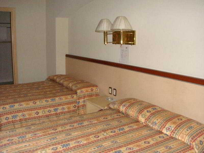 Hotel Montreal León Zewnętrze zdjęcie