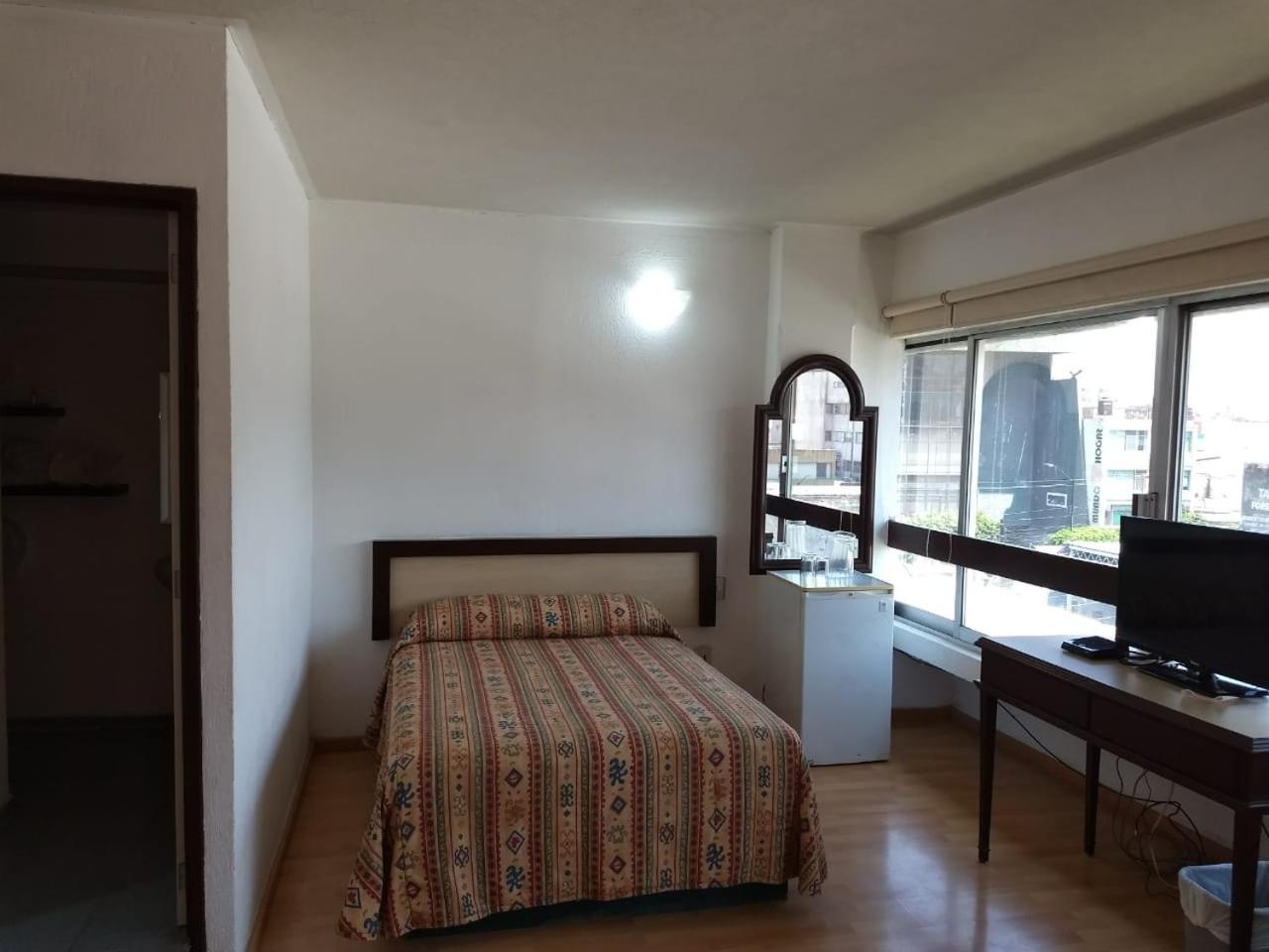 Hotel Montreal León Zewnętrze zdjęcie
