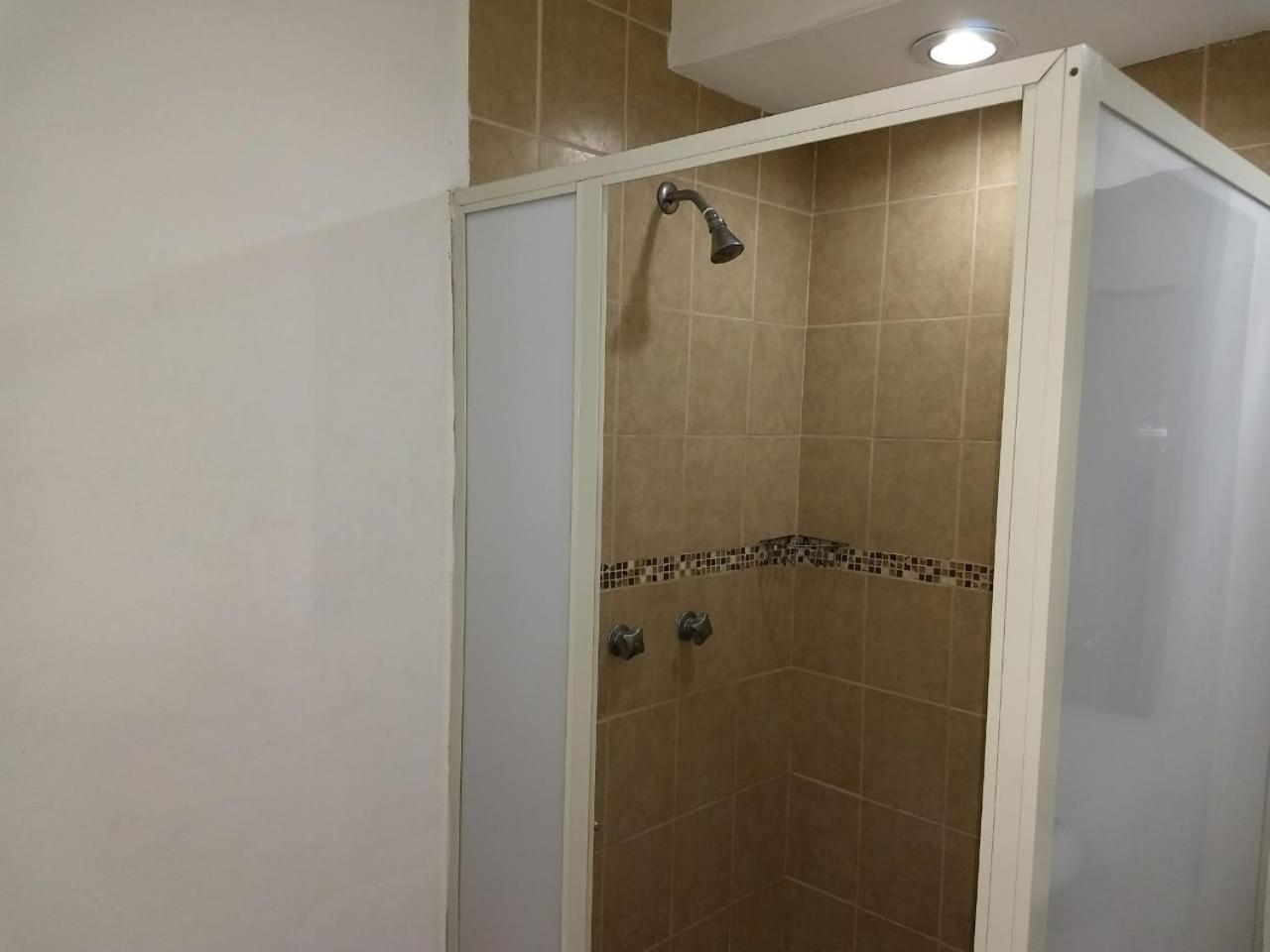 Hotel Montreal León Zewnętrze zdjęcie